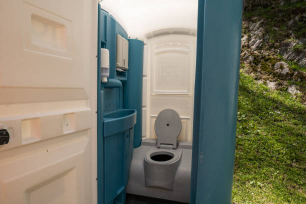 Best Emergency porta potty rental  in Daniels, WV